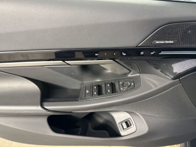 2025 BMW 5 Series 530i xDrive