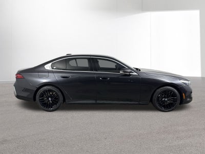2025 BMW 5 Series 530i xDrive
