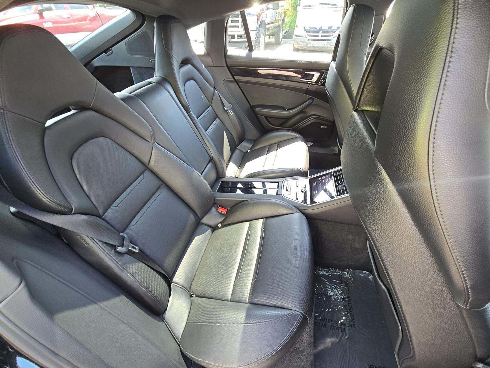 2018 Porsche Panamera 4S