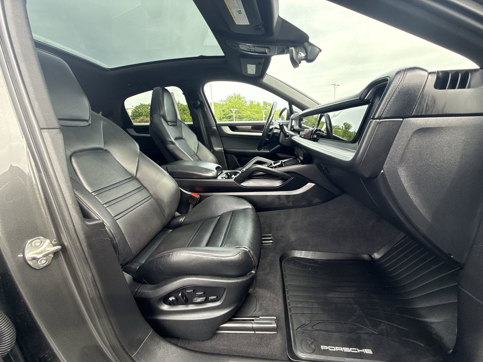 2024 Porsche Cayenne Coupe Coupe AWD