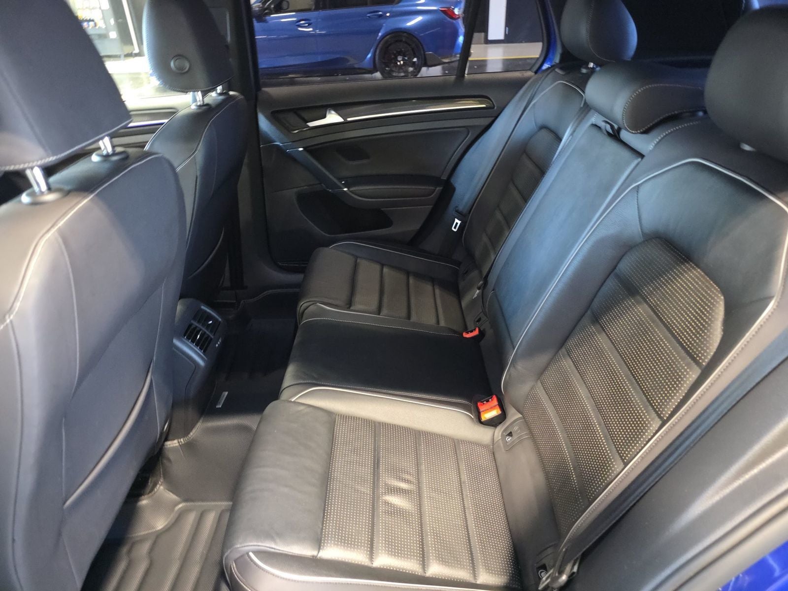 2019 Volkswagen Golf R 2.0T DSG w/DCC/Nav